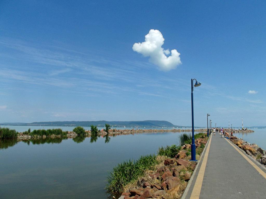 Arkanum Hotel Balatonmariafurdo Exterior photo